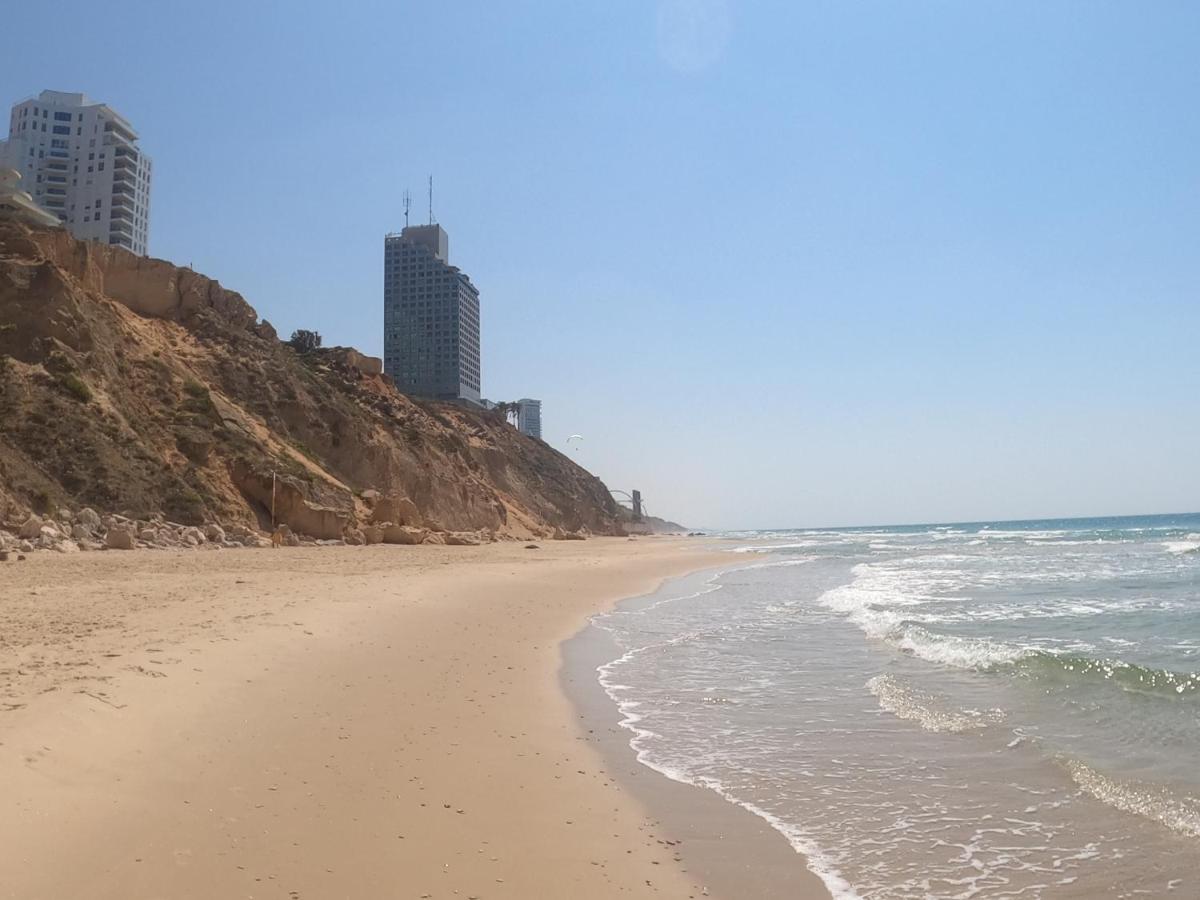 Netanya Seaview Aparthotel Luaran gambar