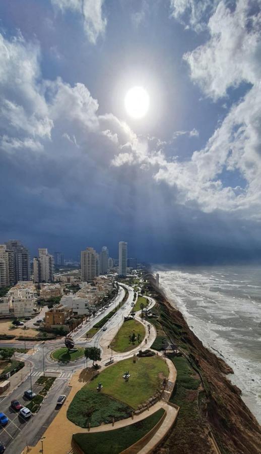 Netanya Seaview Aparthotel Luaran gambar