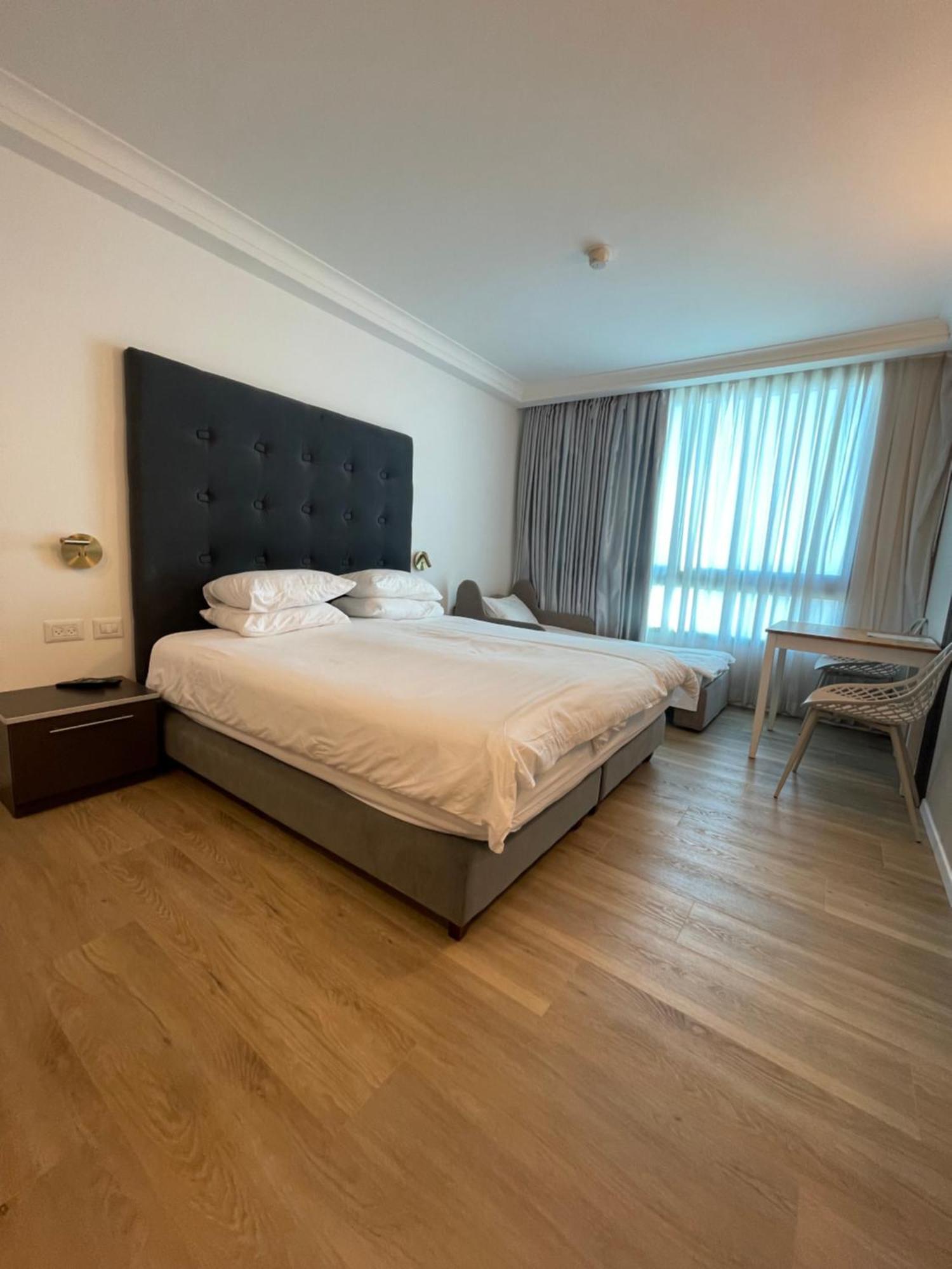 Netanya Seaview Aparthotel Luaran gambar