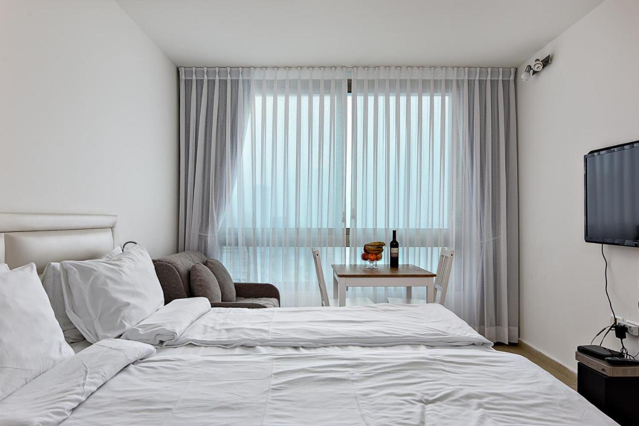 Netanya Seaview Aparthotel Luaran gambar