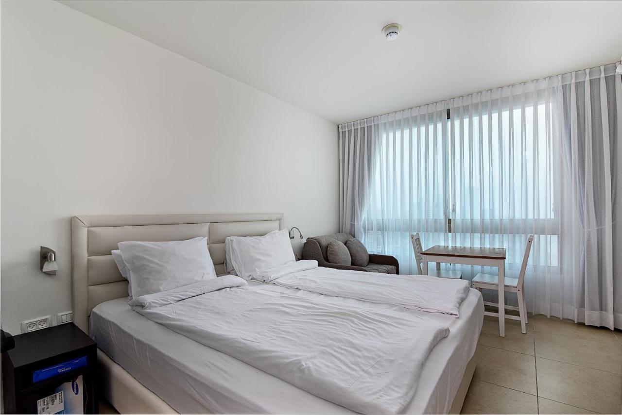 Netanya Seaview Aparthotel Luaran gambar